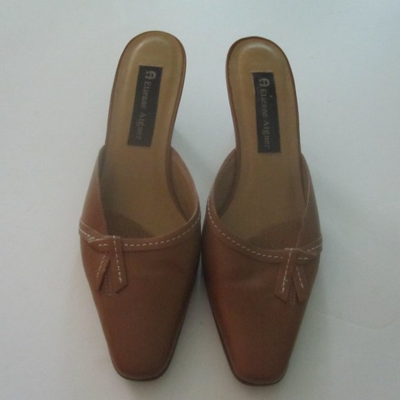 etienne aigner mules